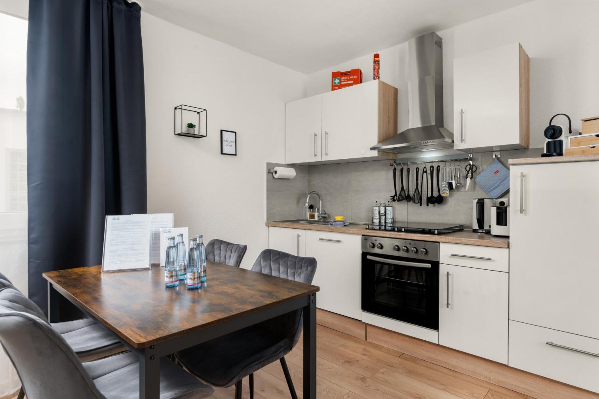 Free Living - City Design Apartments, Zentrum, Outlet, Balkon, Kueche Wolfsburg Ngoại thất bức ảnh