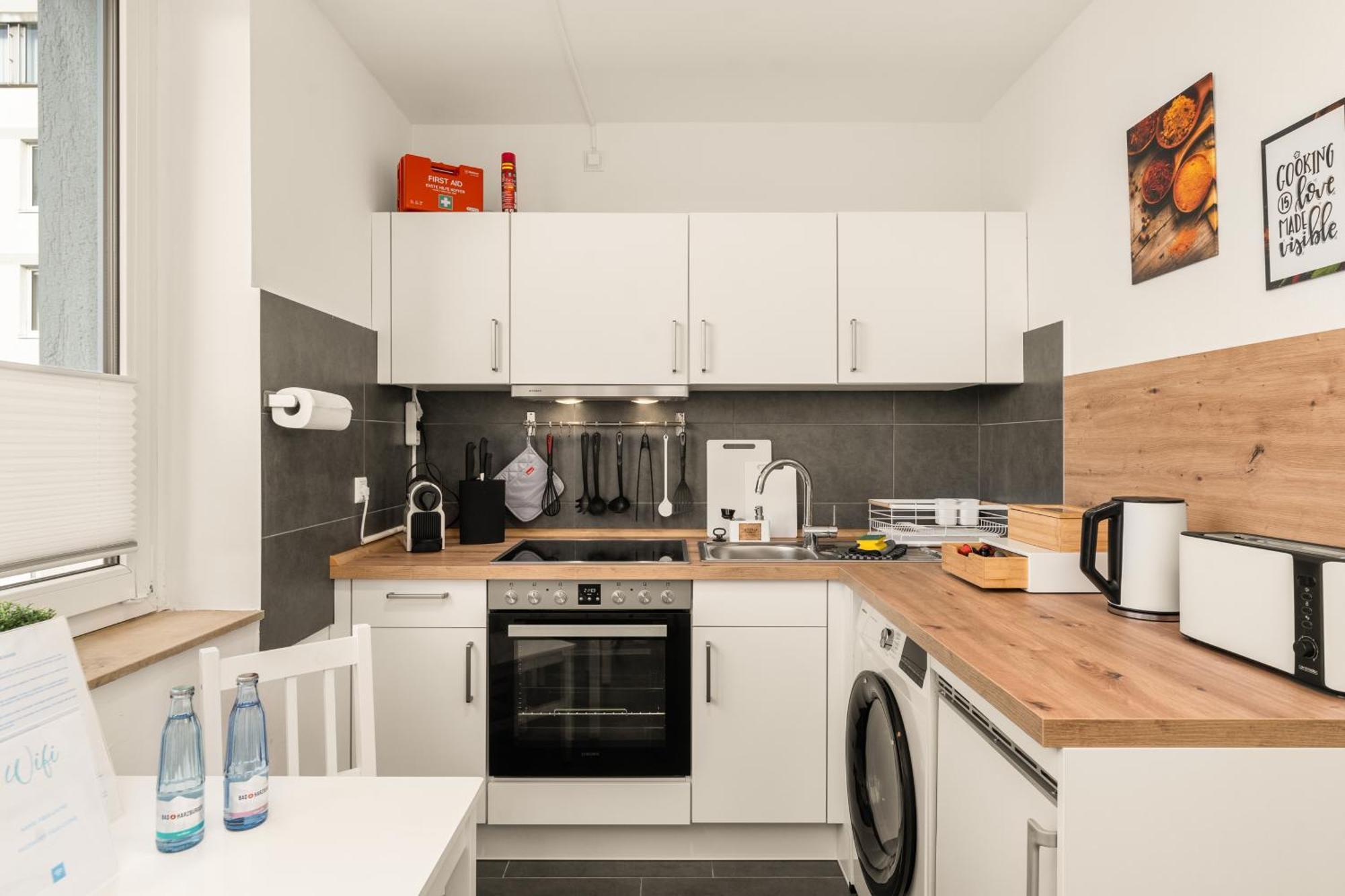 Free Living - City Design Apartments, Zentrum, Outlet, Balkon, Kueche Wolfsburg Ngoại thất bức ảnh